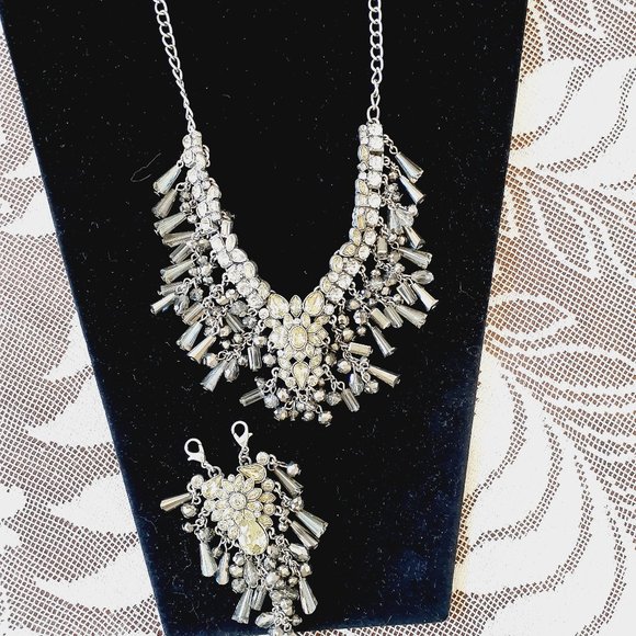 Premiere Designs Rhinestone Two Piece Necklace - Picture 4 of 12